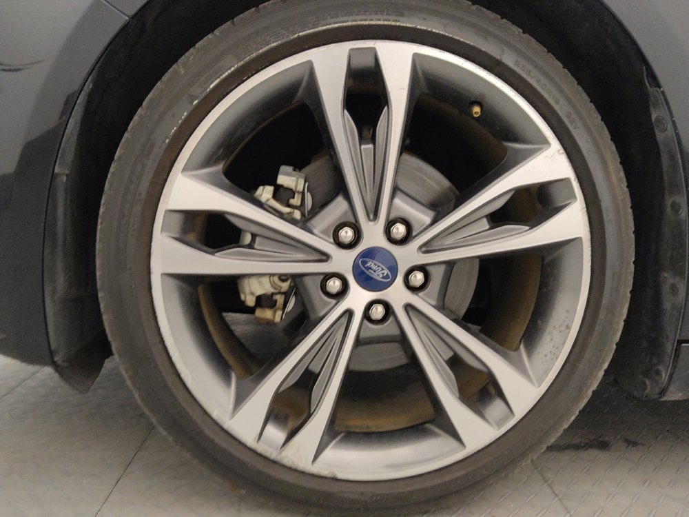 Used 2020 Ford Fusion Titanium FWD image 31