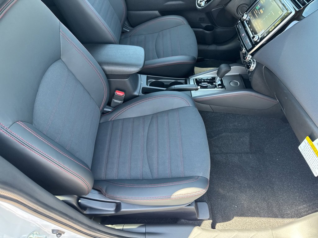 New 2027 Mitsubishi Outlander Sport SE FWD image 22