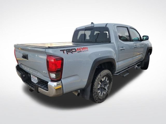 Used 2019 Toyota Tacoma TRD Off-Road AWD/4WD image 8