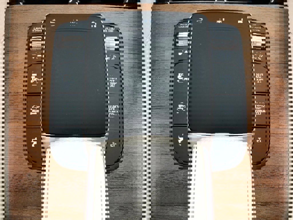 Certified 2023 Mercedes-Benz GLE 350 image 33