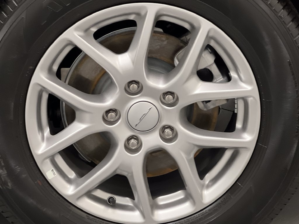 Used 2027 Chrysler Pacifica Select FWD image 83