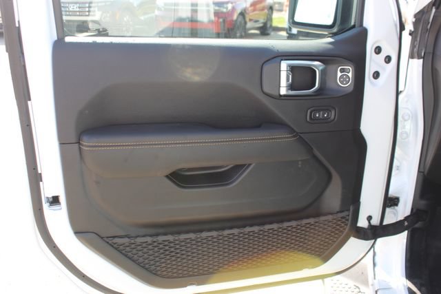 New 2026 Jeep Wrangler Unlimited Sahara AWD/4WD image 10