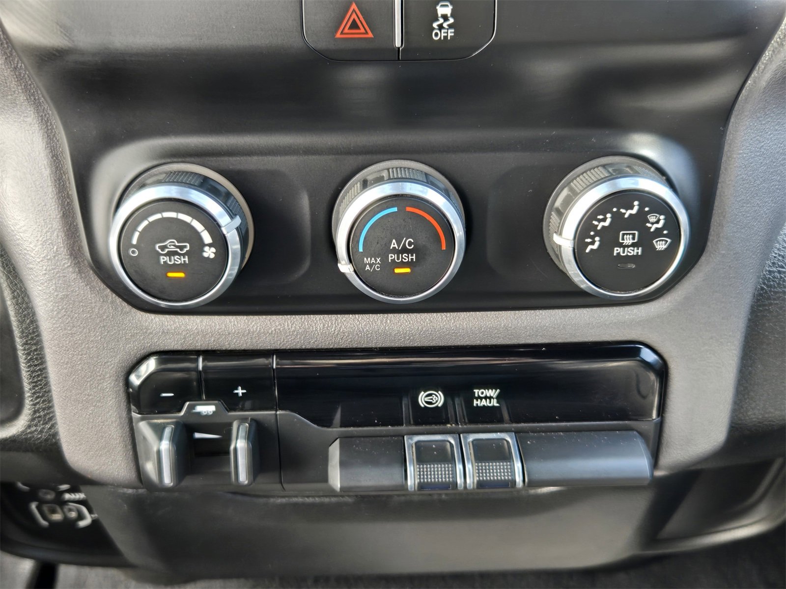 Used 2021 RAM 2500 Big Horn image 17