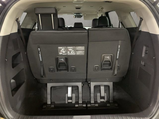 New 2026 Kia Carnival EX image 13