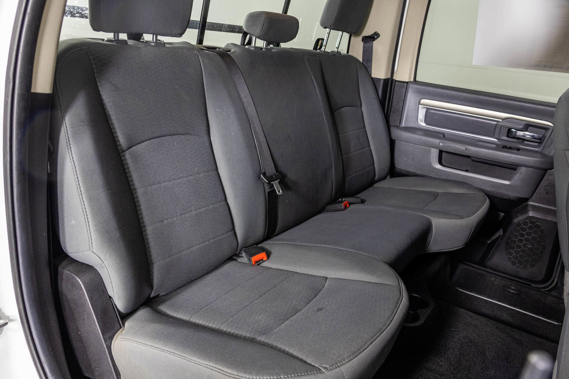 Used 2014 RAM 2500 SLT image 37