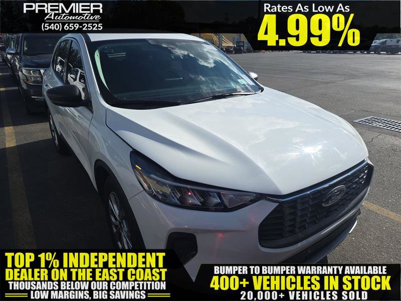 Used 2023 Ford Escape Active w/ Cold Weather Package FWD image 1