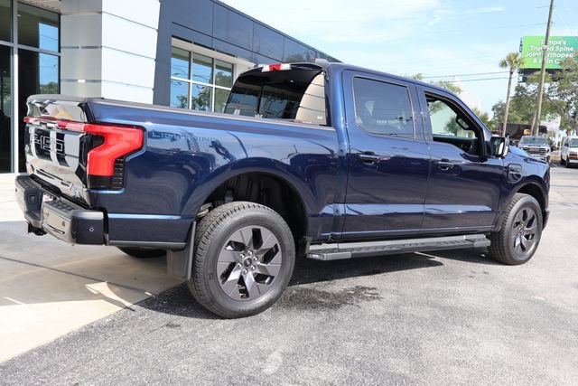 Used 2022 Ford F150 Lightning Lariat AWD/4WD image 8