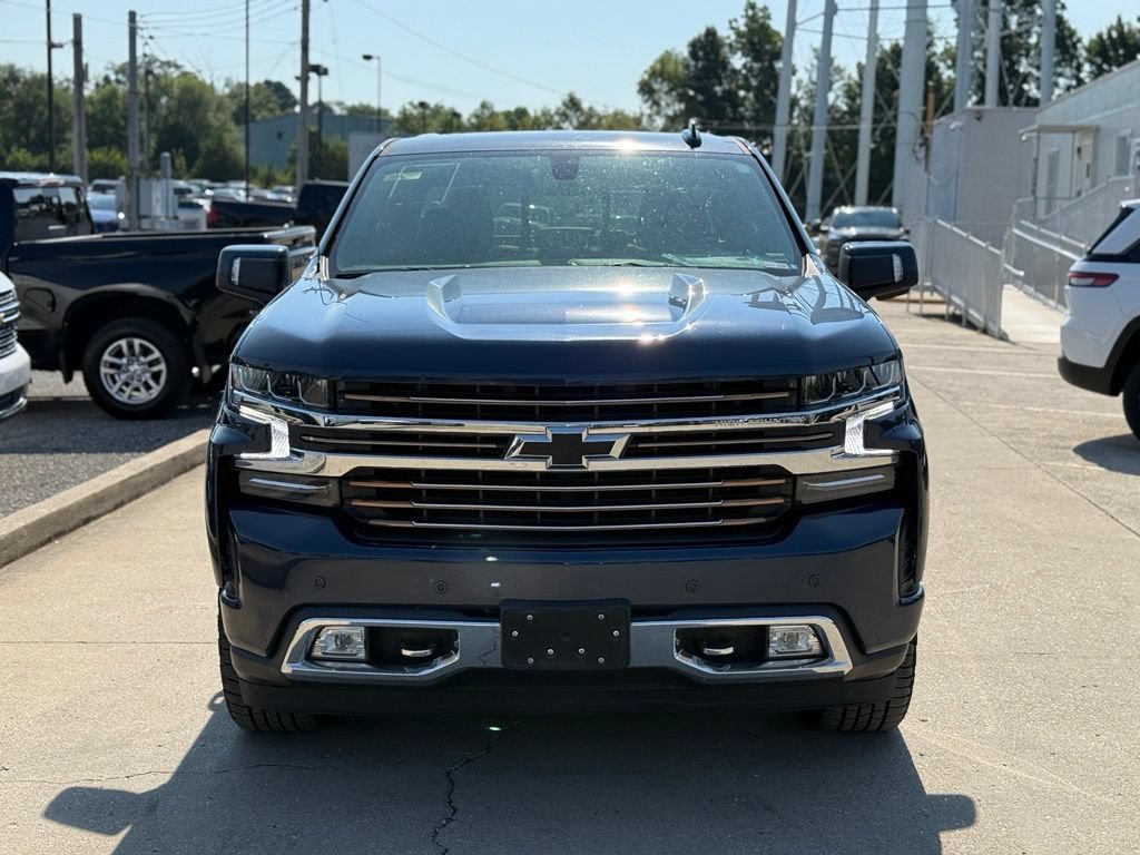 Used 2022 Chevrolet Silverado 1500 High Country w/ LPO, Dark Essentials Package AWD/4WD image 3