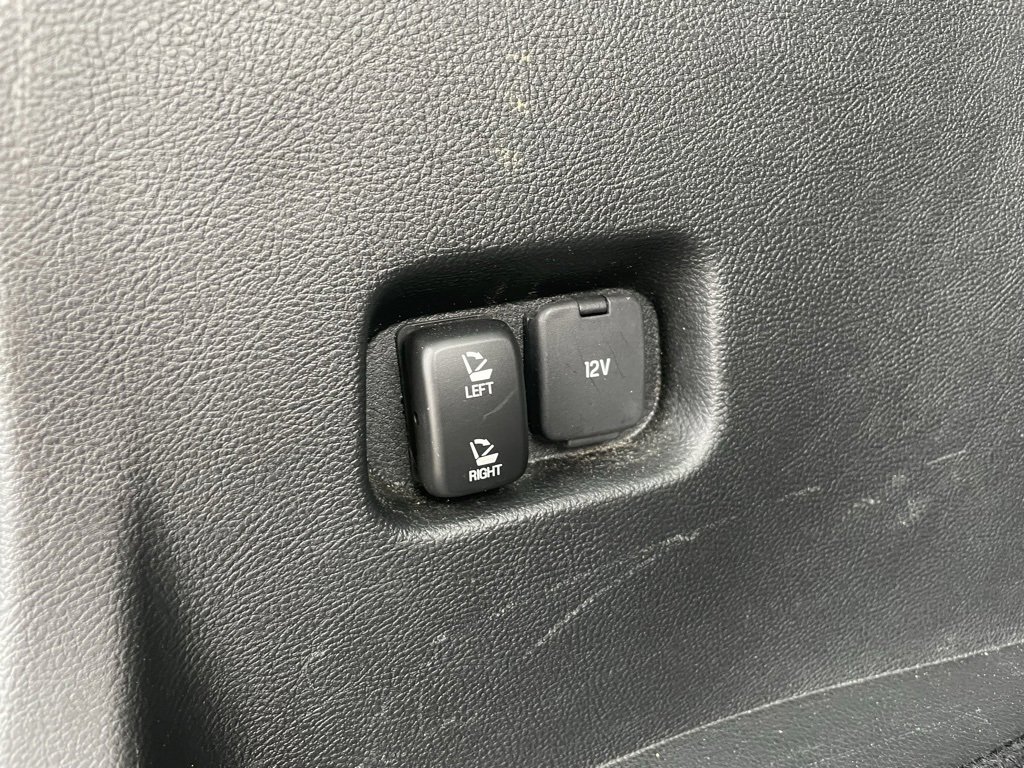 Used 2023 Ford Edge SEL image 33