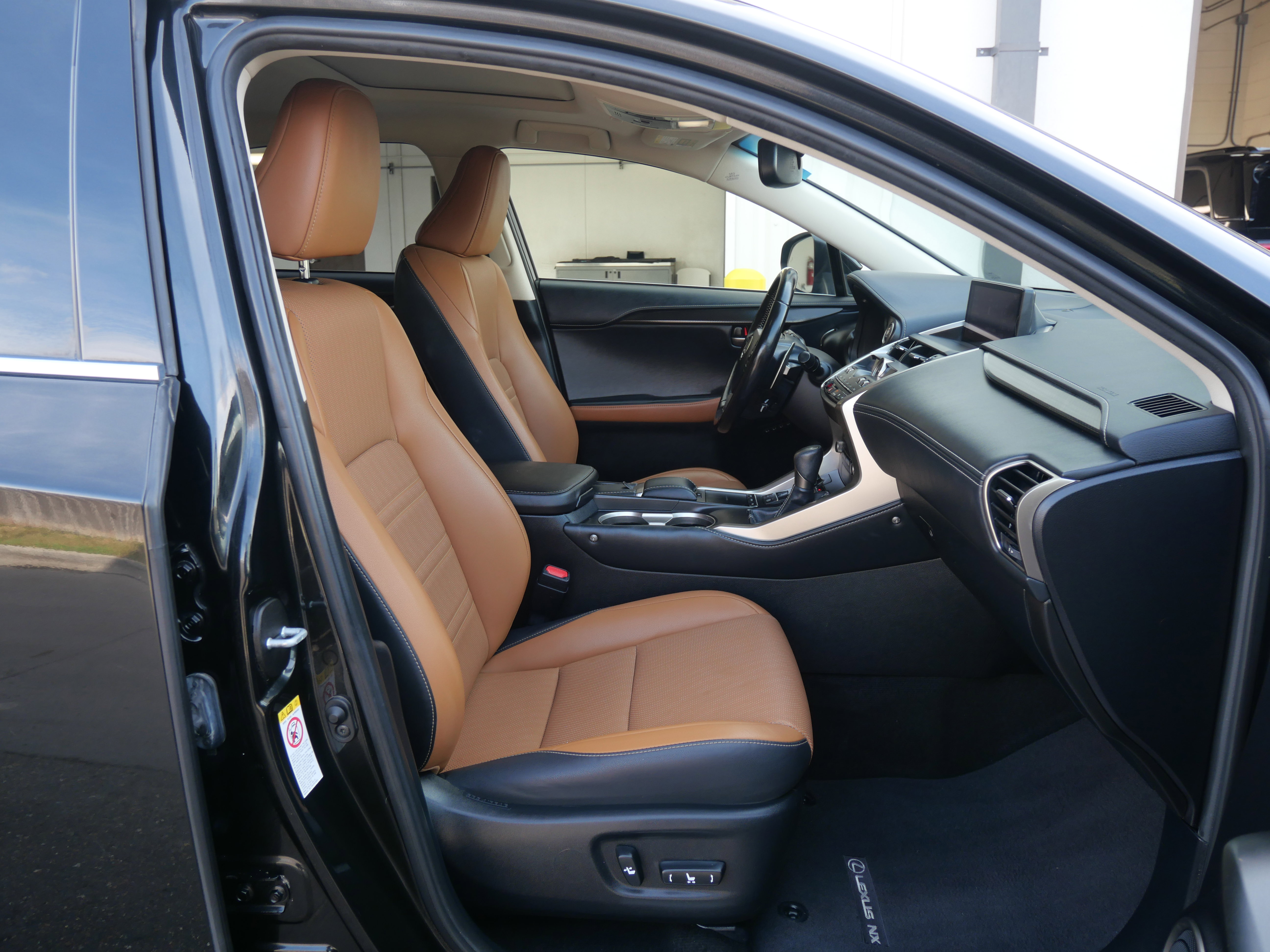 Used 2019 Lexus NX 300 FWD image 15