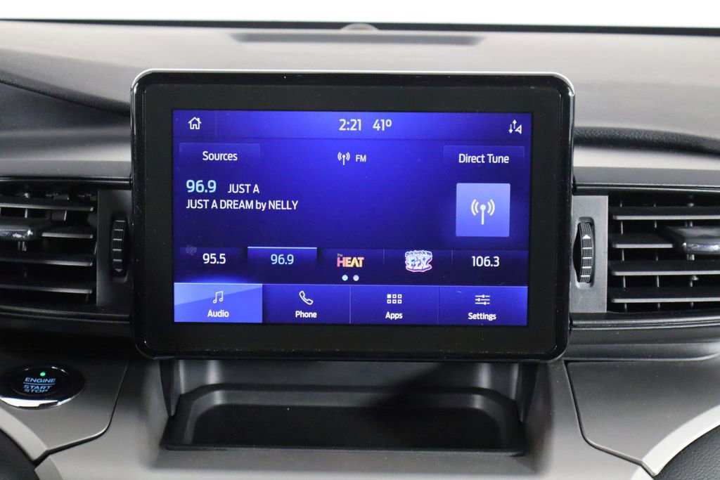 Used 2021 Ford Explorer XLT image 28