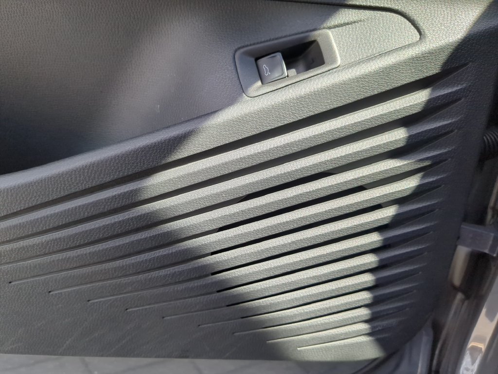 Certified 2023 Volkswagen ID.4 S RWD image 19