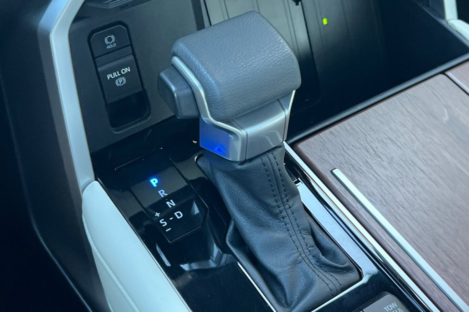 Used 2023 Toyota Sequoia Capstone image 22