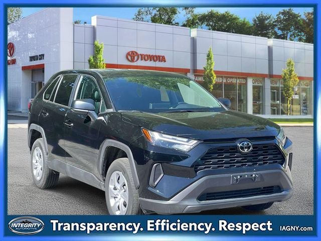 Used 2025 Toyota RAV4 LE AWD/4WD image 1