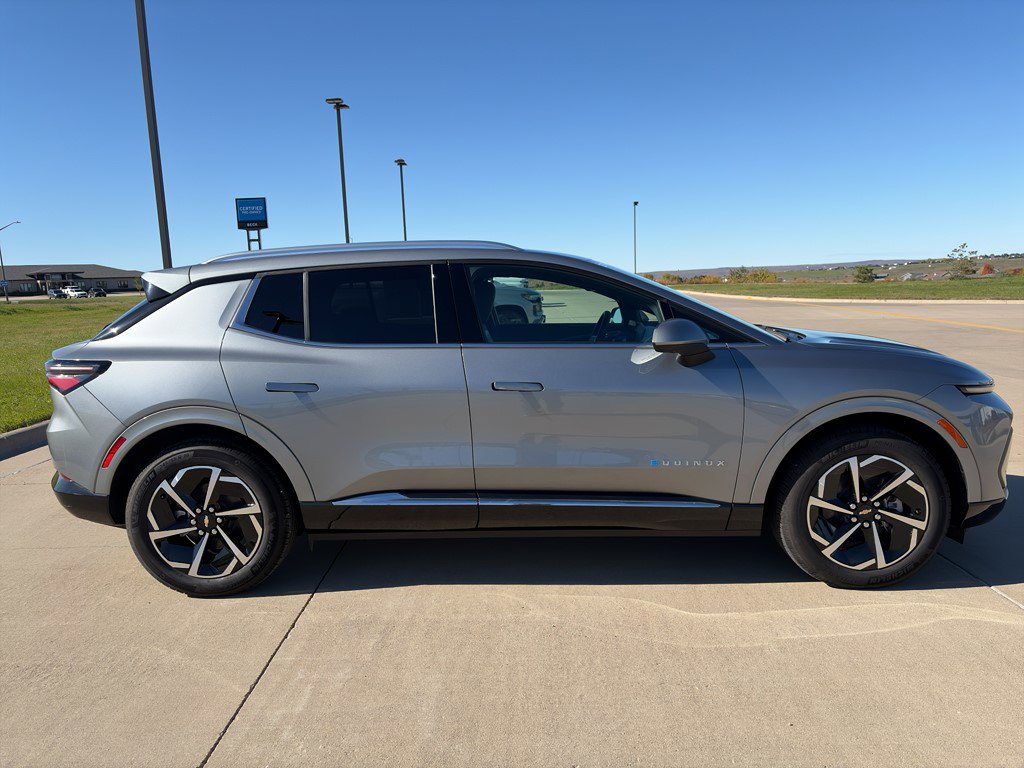 Certified 2025 Chevrolet Equinox EV LT w/ Convenience Package
