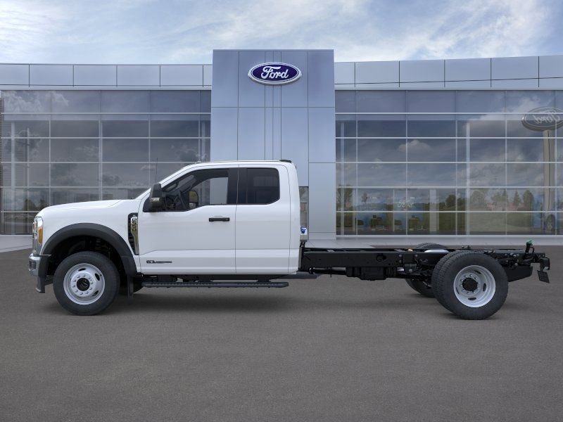 New 2026 Ford F550 4x4 Supercab Super Duty image 3