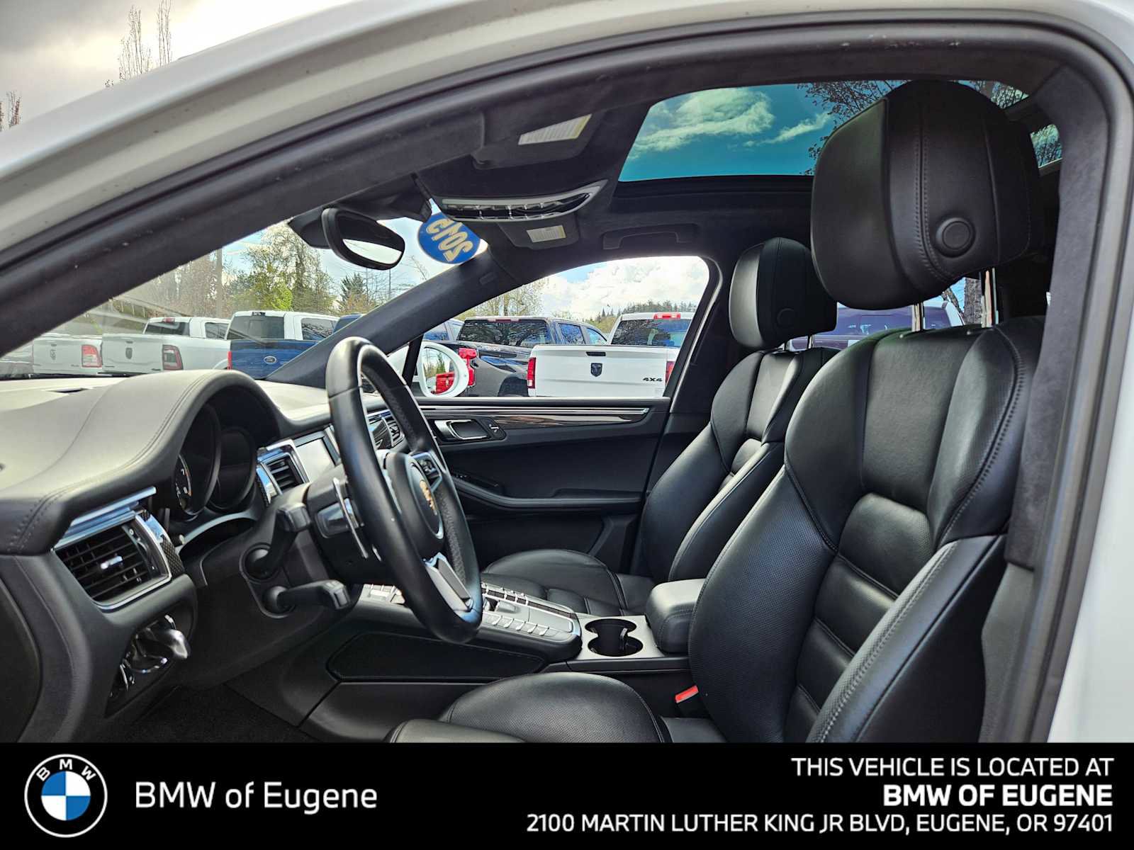 Used 2015 Porsche Macan Turbo image 23