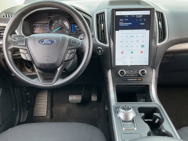 Used 2024 Ford Edge SE w/ Black Appearance Package image 18
