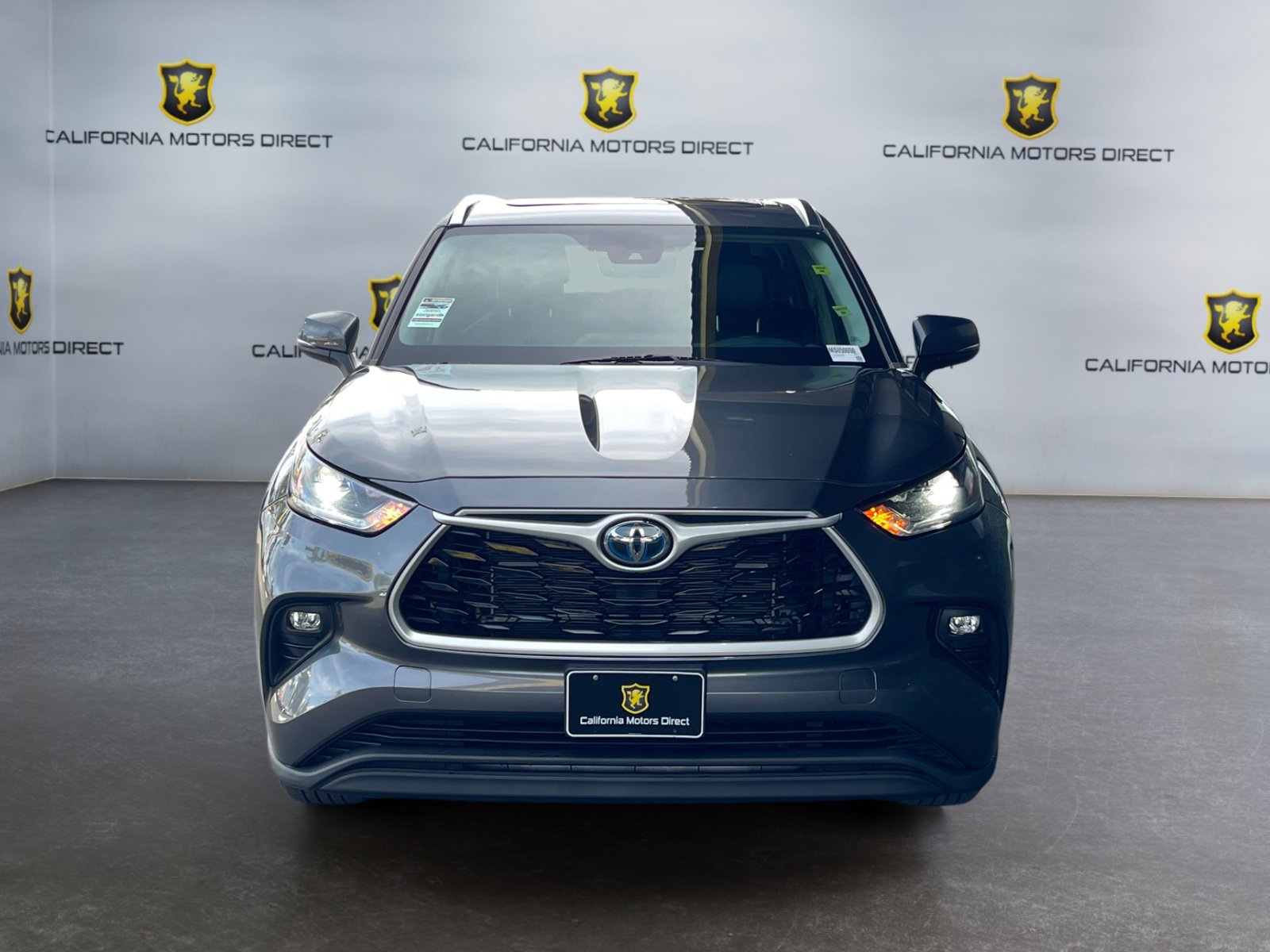 Used 2021 Toyota Highlander XLE image 7