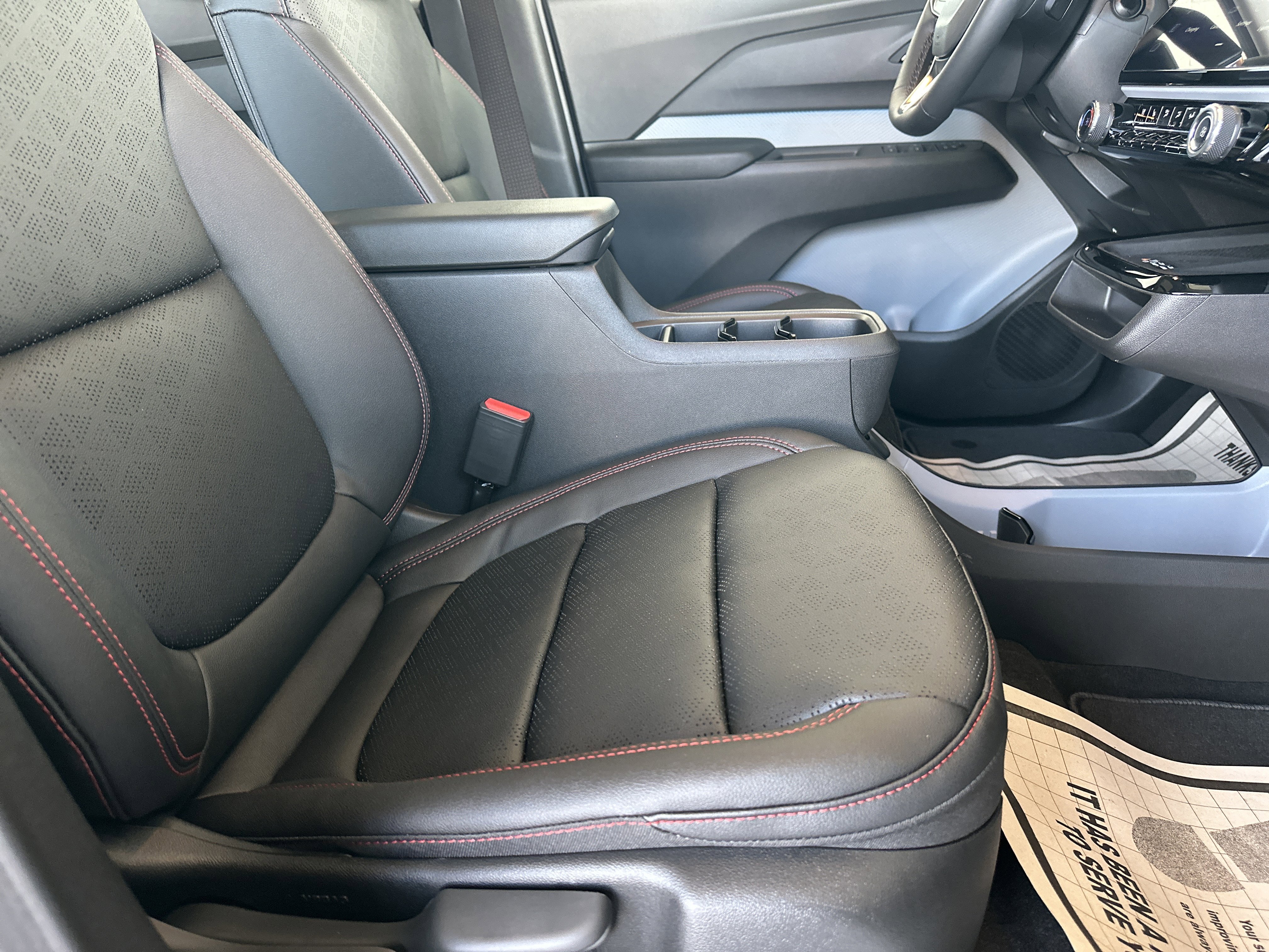 New 2027 Chevrolet Bolt RS w/ Technology Package image 15