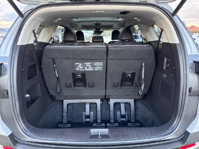 Used 2026 Kia Carnival SX FWD image 13