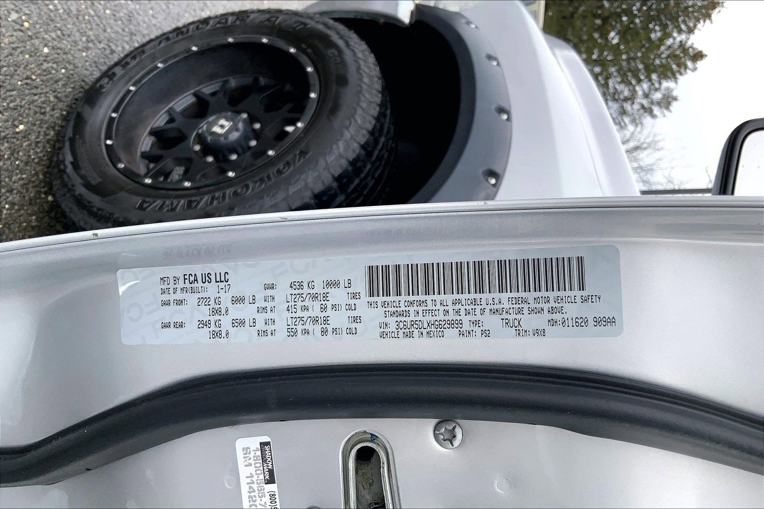 Used 2017 RAM 2500 SLT image 29