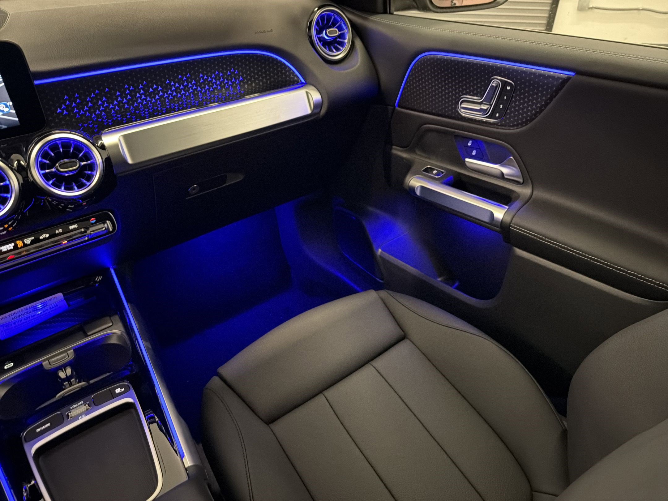 Used 2026 Mercedes-Benz GLB 250 image 29