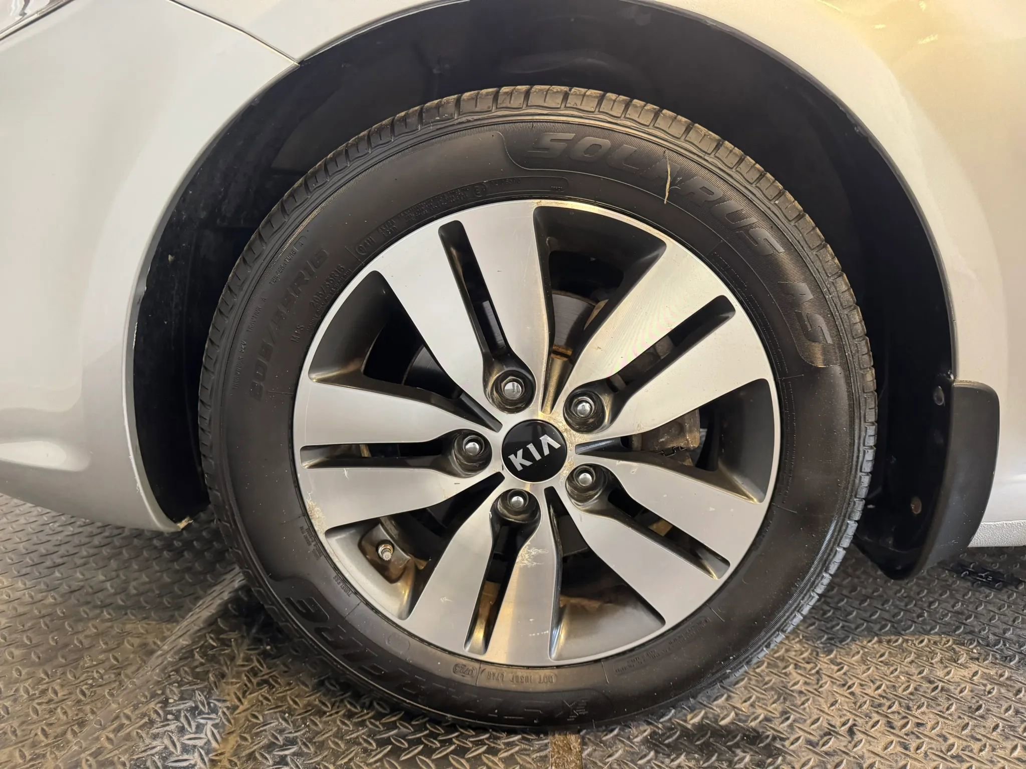 Used 2013 Kia Forte Koup EX FWD image 29