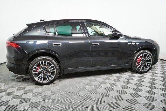 Used 2023 Maserati Grecale Modena AWD/4WD image 34