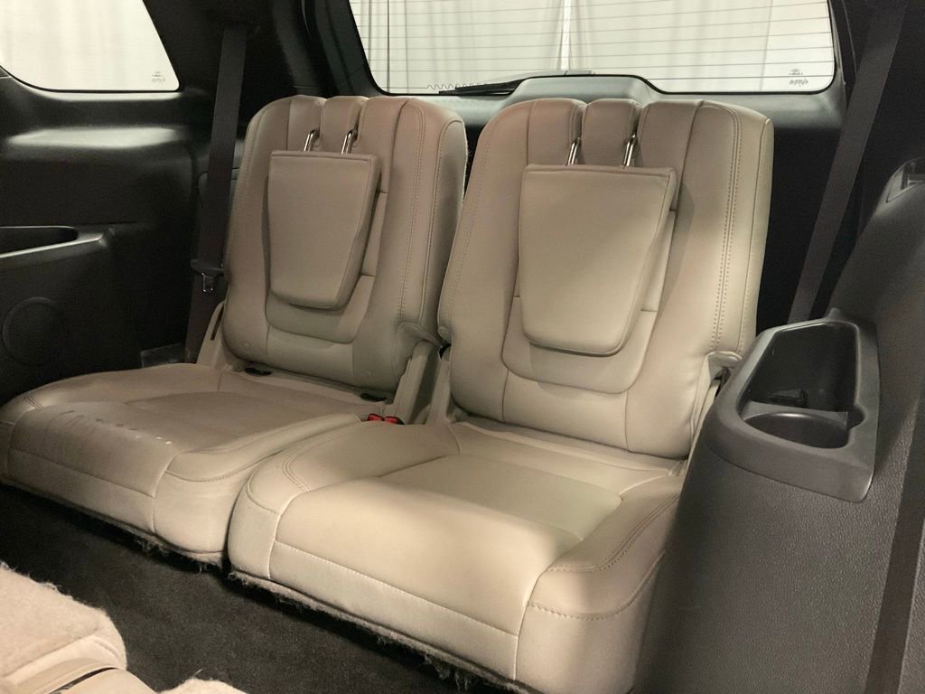 Used 2013 Ford Explorer XLT image 36