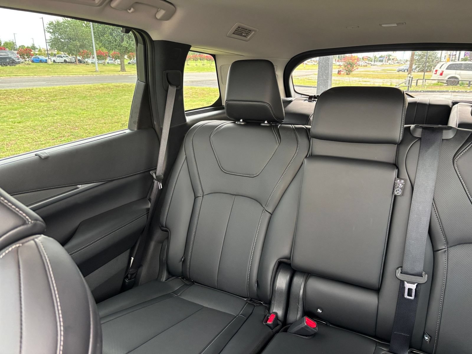 Used 2026 INFINITI QX60 Luxe AWD/4WD image 44