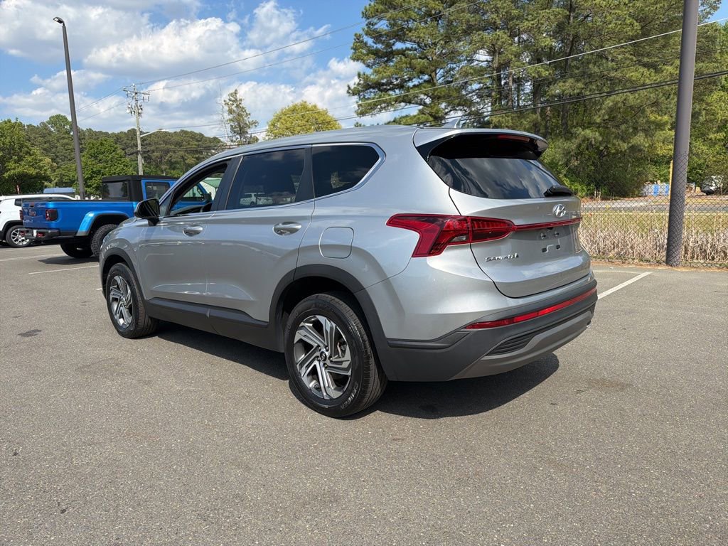 Used 2023 Hyundai Santa Fe SE FWD image 7