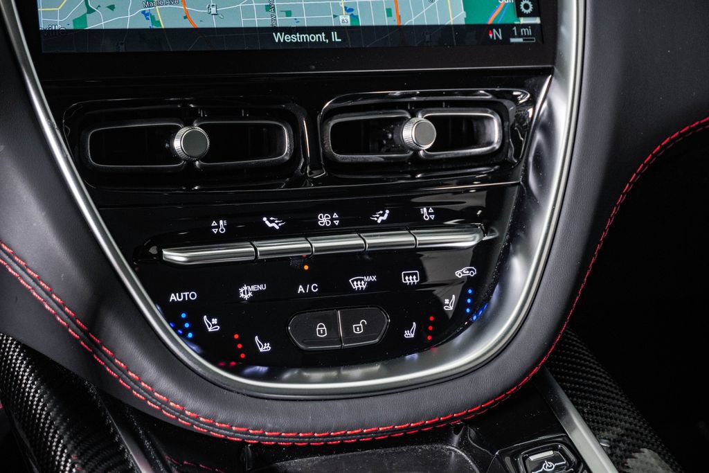 Used 2023 Aston Martin DBX AWD/4WD image 29