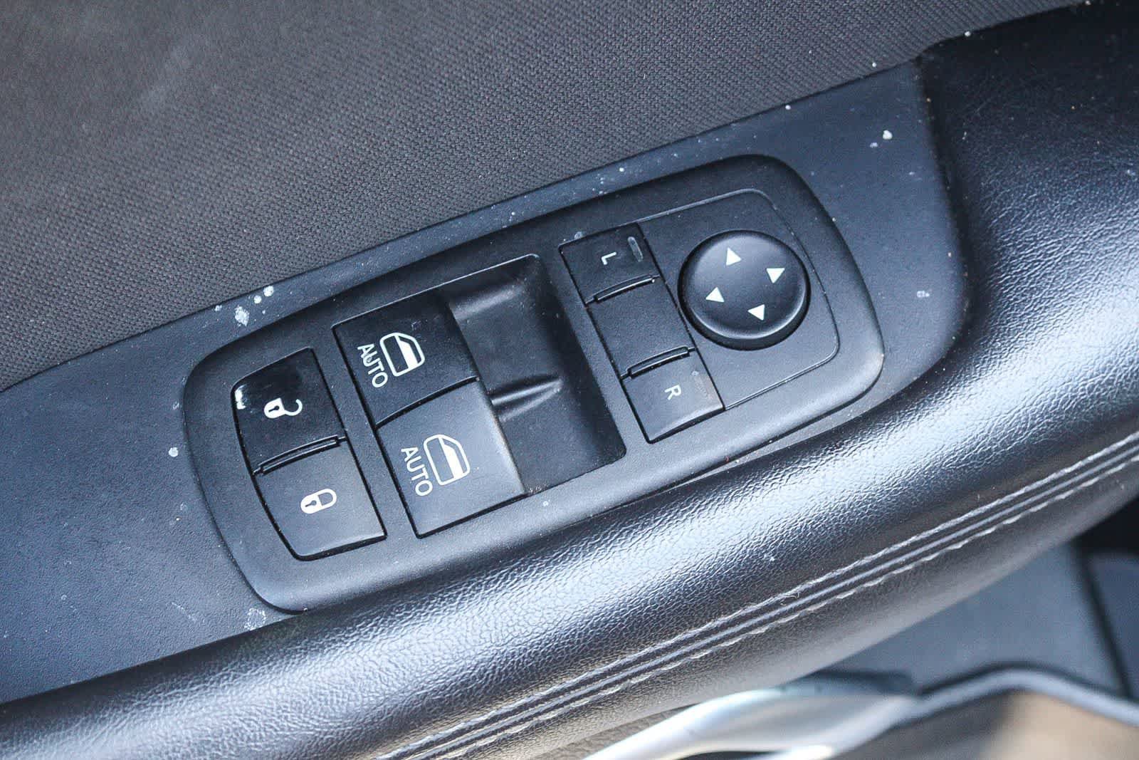 Used 2023 Dodge Challenger SXT image 26