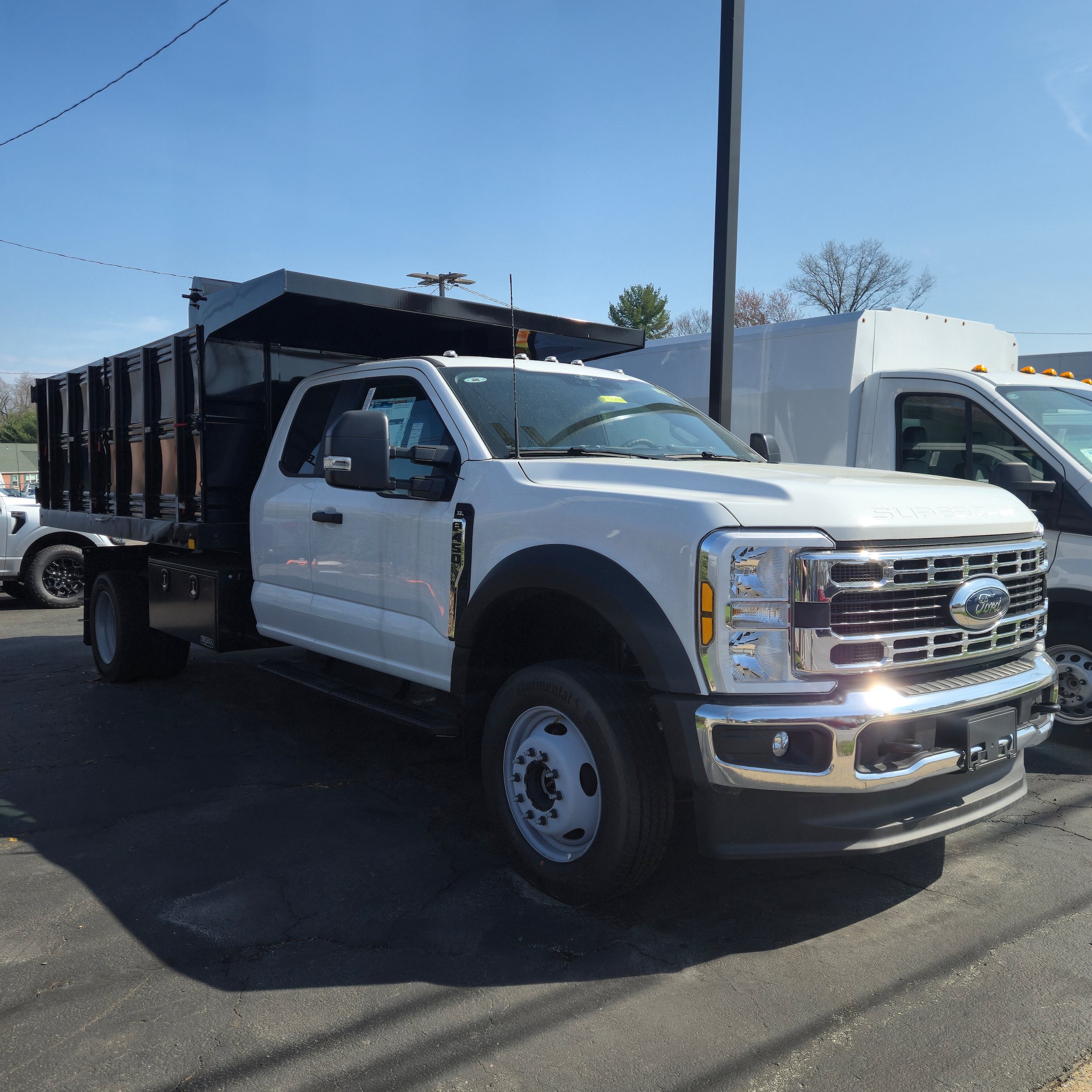 New 2025 Ford F450 XL w/ XL Chrome Package AWD/4WD image 1