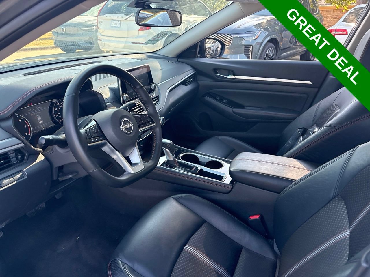 Used 2025 Nissan Altima 2.5 SR FWD image 17