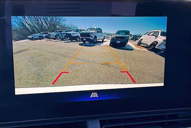 Used 2024 Chevrolet Trax LT image 14