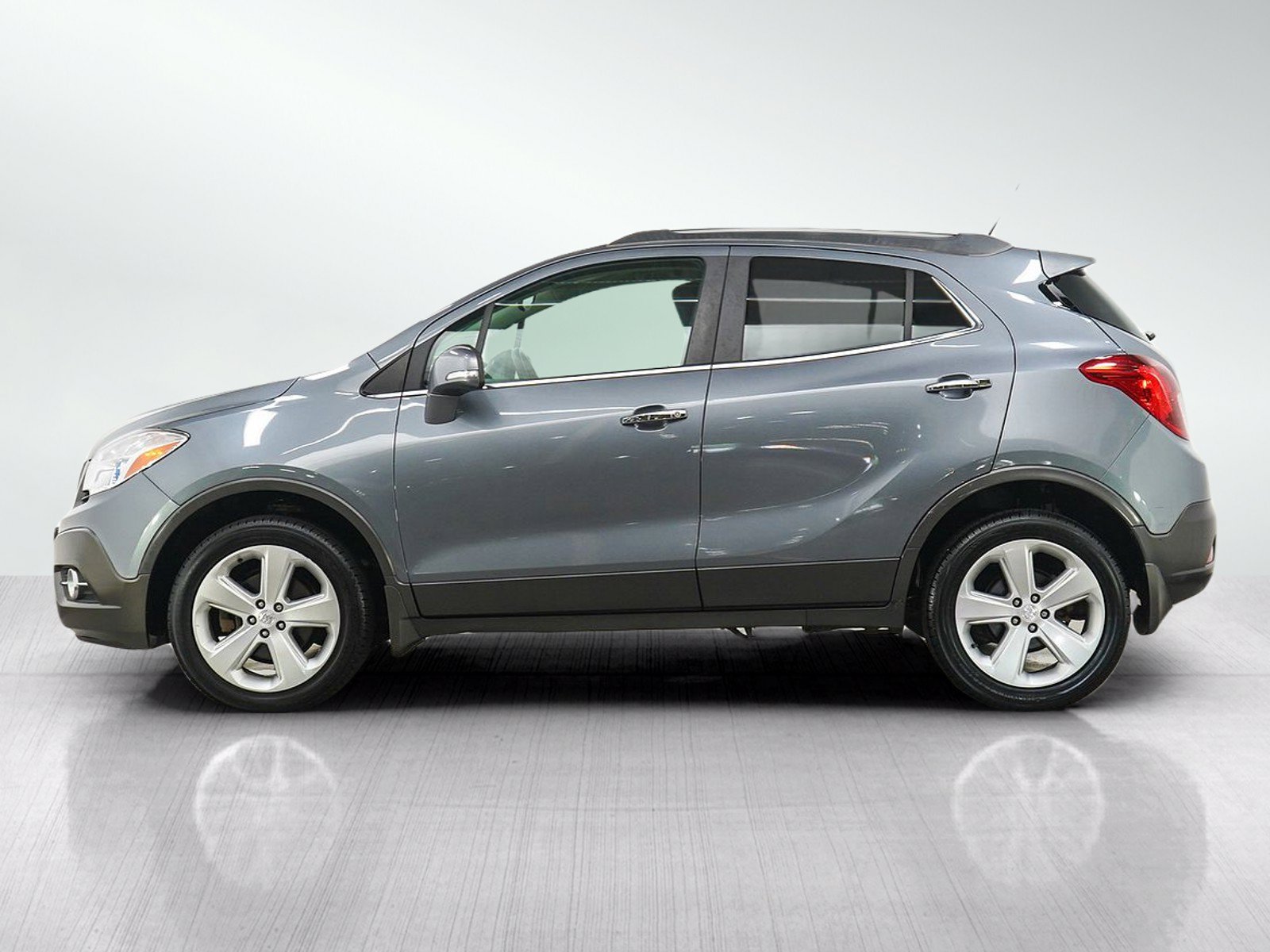 Used 2015 Buick Encore Leather AWD/4WD image 2