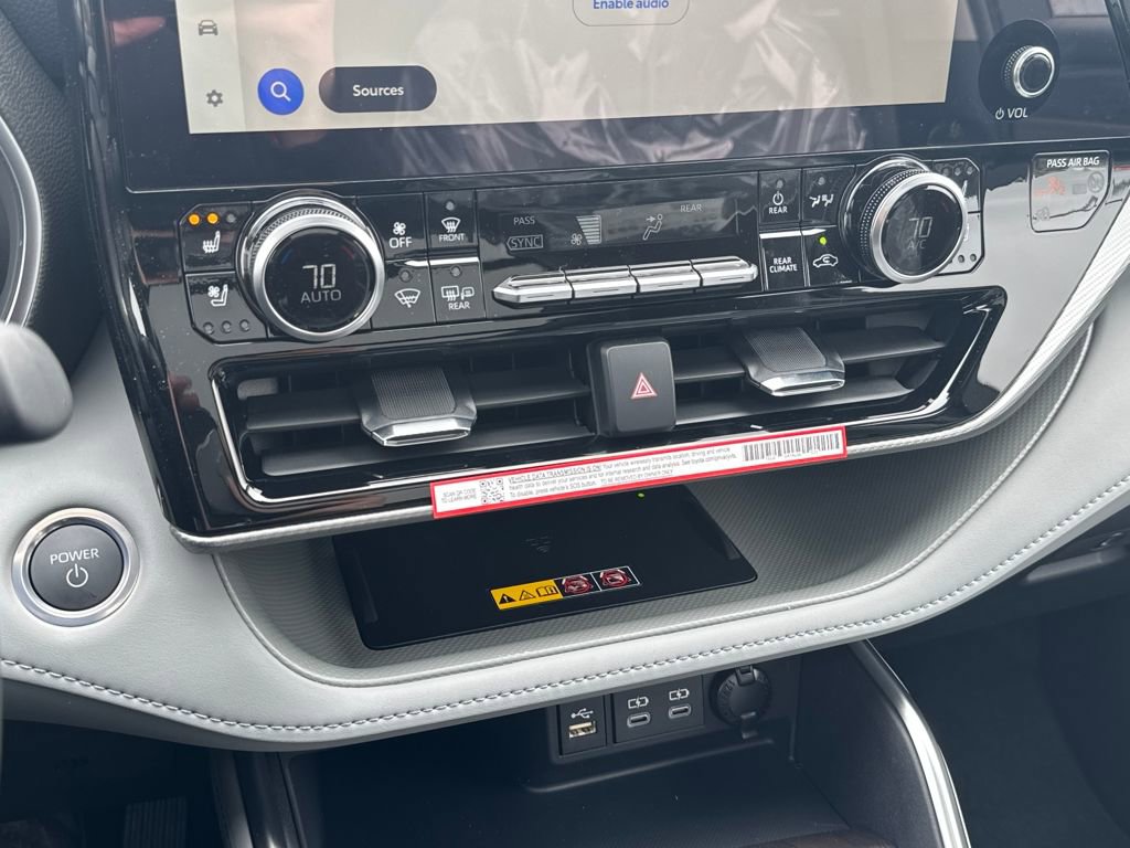 New 2026 Toyota Highlander Platinum image 30