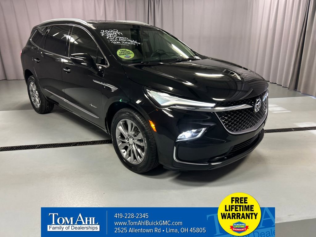 Used 2022 Buick Enclave Avenir w/ Avenir Technology Package AWD/4WD image 1