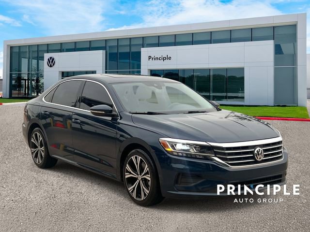 Used 2021 Volkswagen Passat 2.0T SE FWD image 3