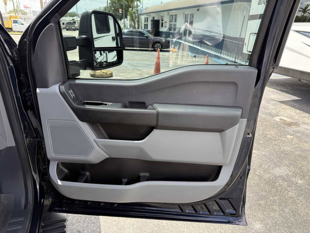 Used 2023 Ford F350 XL w/ XL Driver Assist Package AWD/4WD image 29