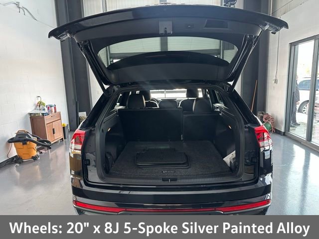 Certified 2022 Volkswagen Atlas Cross Sport SE image 22