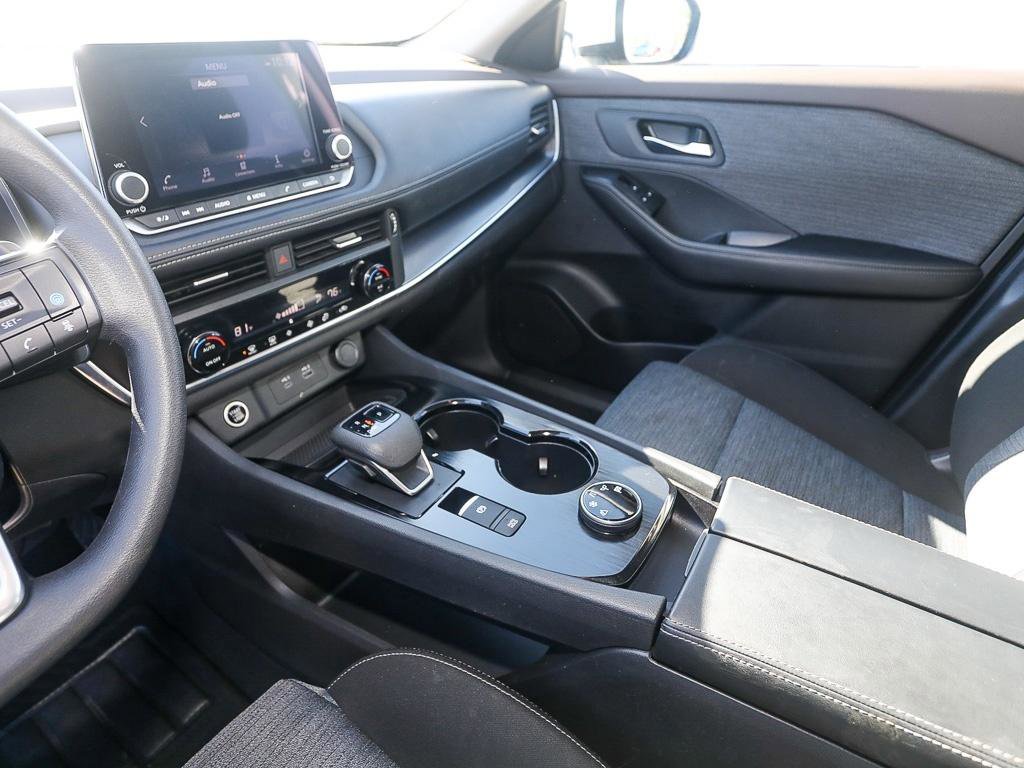 Used 2023 Nissan Rogue SV image 19