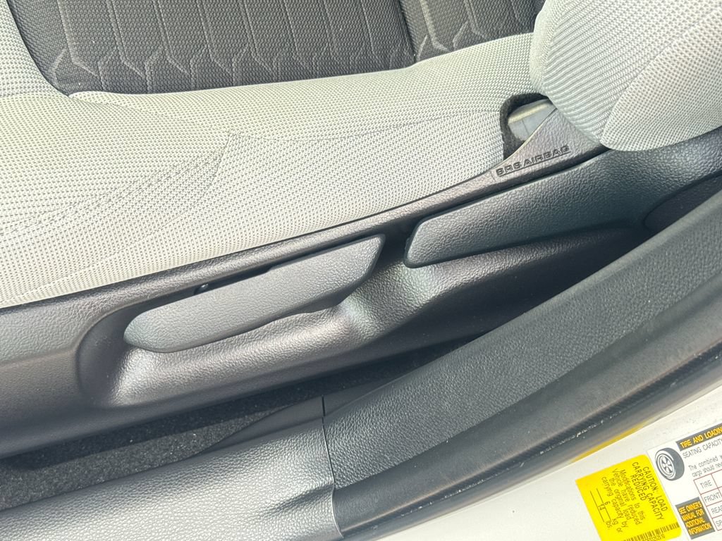 Used 2025 Toyota Corolla Hatchback FWD image 51