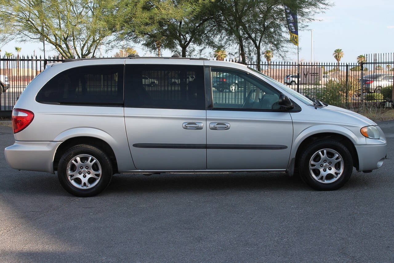 Used 2003 Dodge Grand Caravan Sport FWD image 9