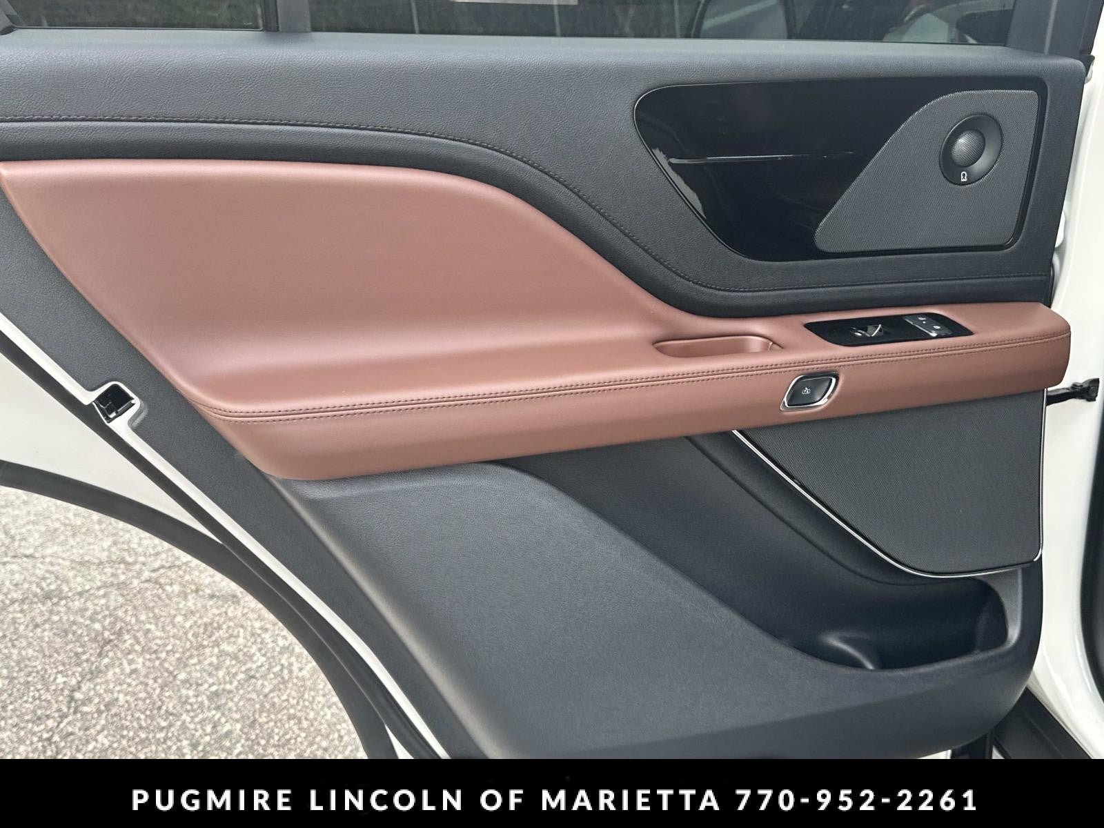 New 2026 Lincoln Aviator Reserve RWD image 23