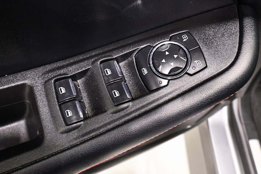 Certified 2023 Ford Edge ST-Line image 12