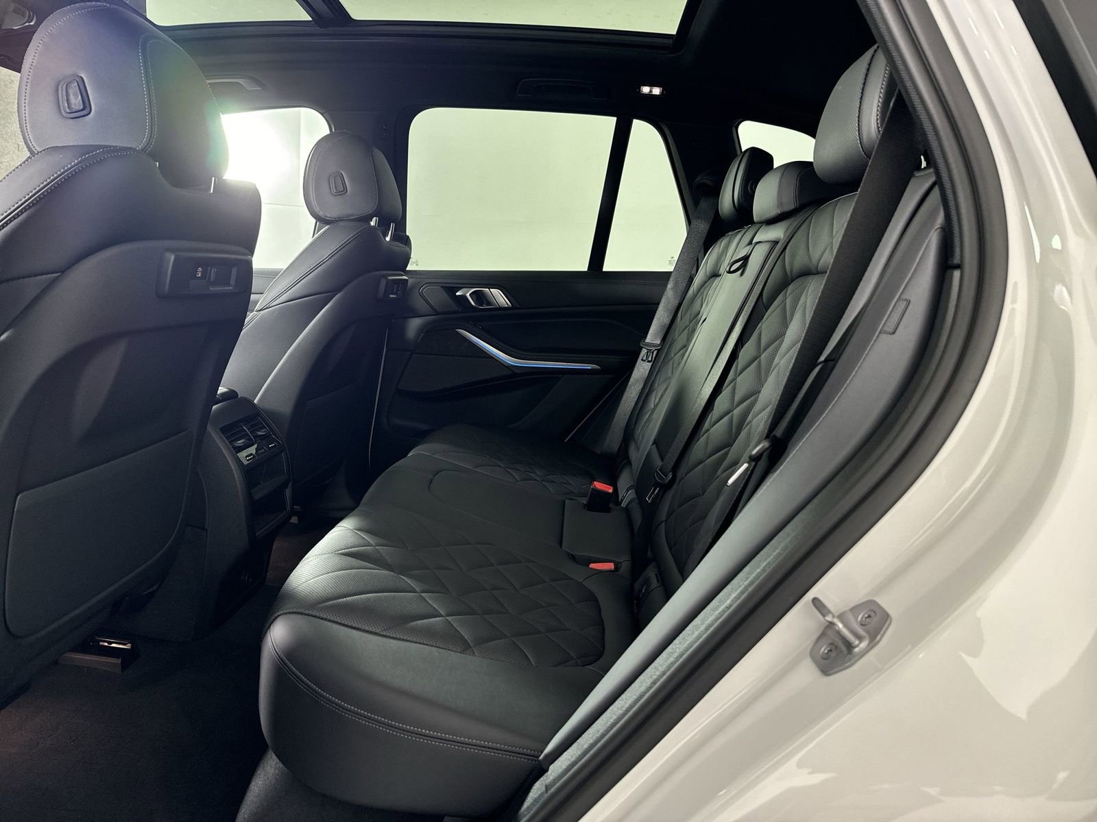 Used 2023 BMW X5 xDrive45e w/ M Sport Package image 23