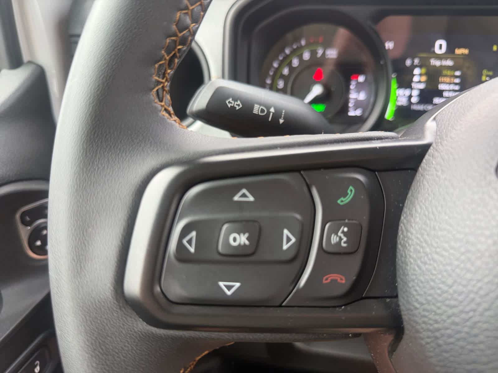 Used 2024 Jeep Wrangler Unlimited AWD/4WD image 27